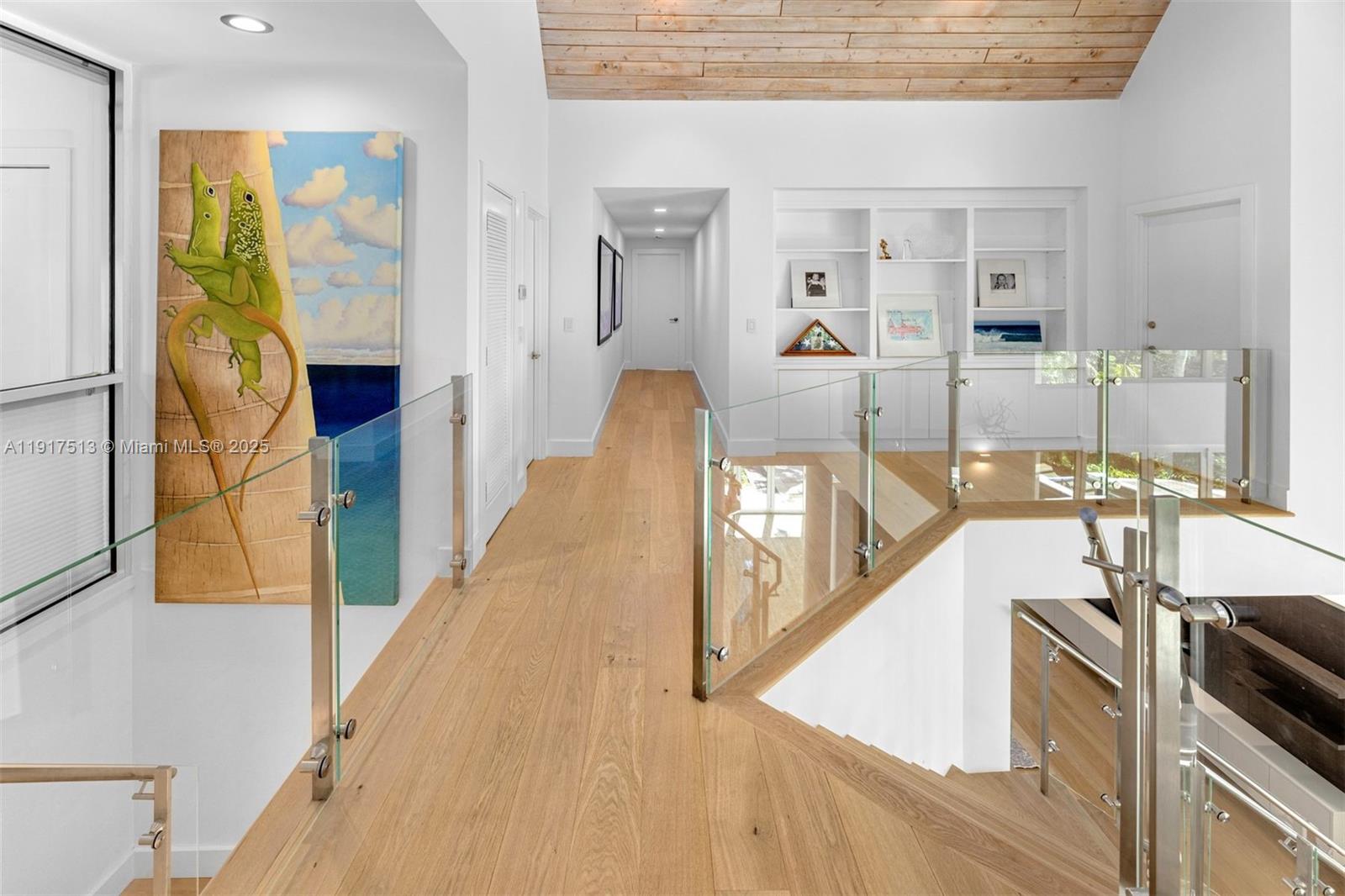 7150 W Lago Dr Coral Gables, FL 33143