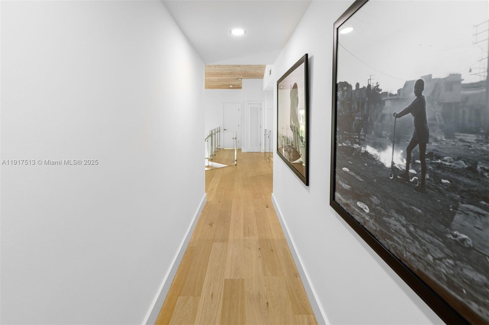 7150 W Lago Dr Coral Gables, FL 33143