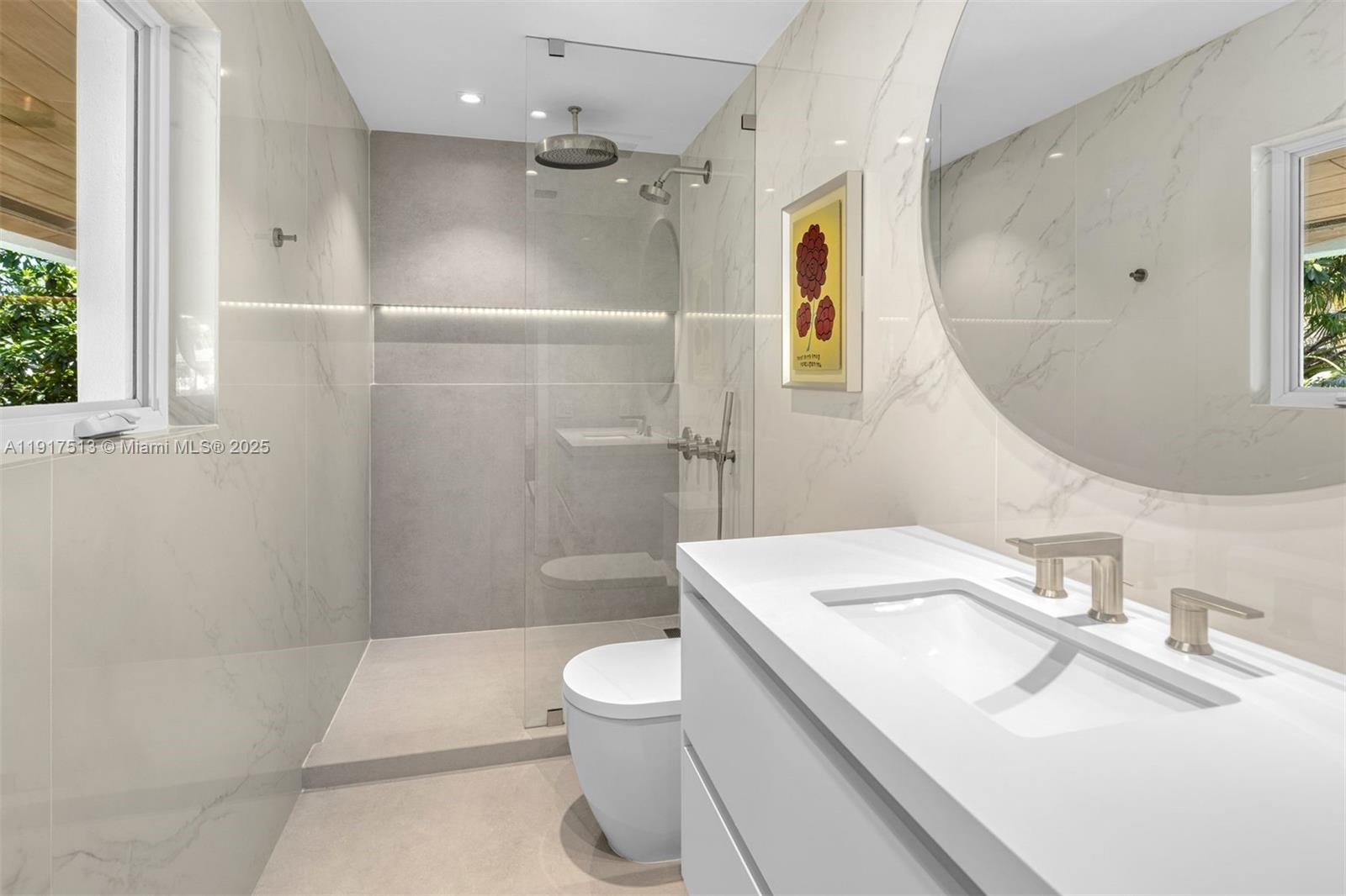 7150 W Lago Dr Coral Gables, FL 33143