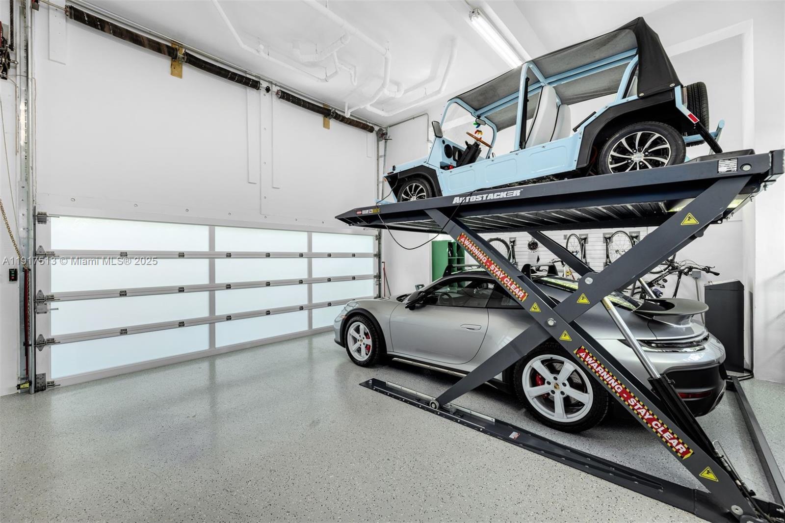 7150 W Lago Dr Coral Gables, FL 33143