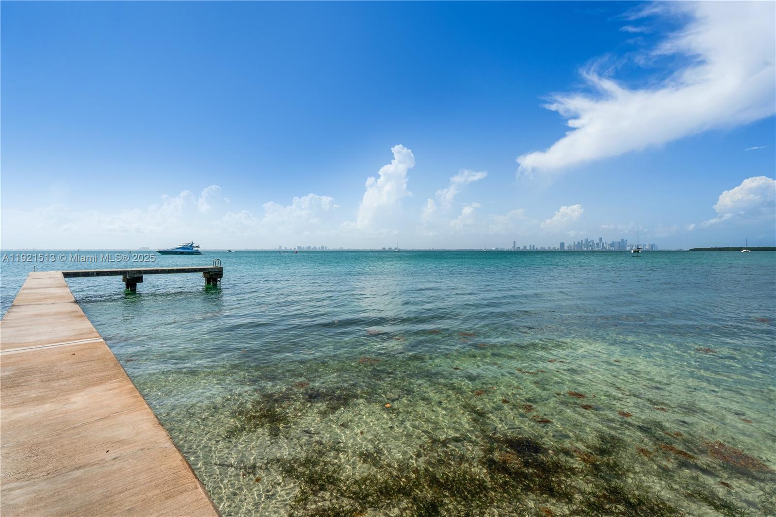 5 Harbor Pt Key Biscayne, FL 33149