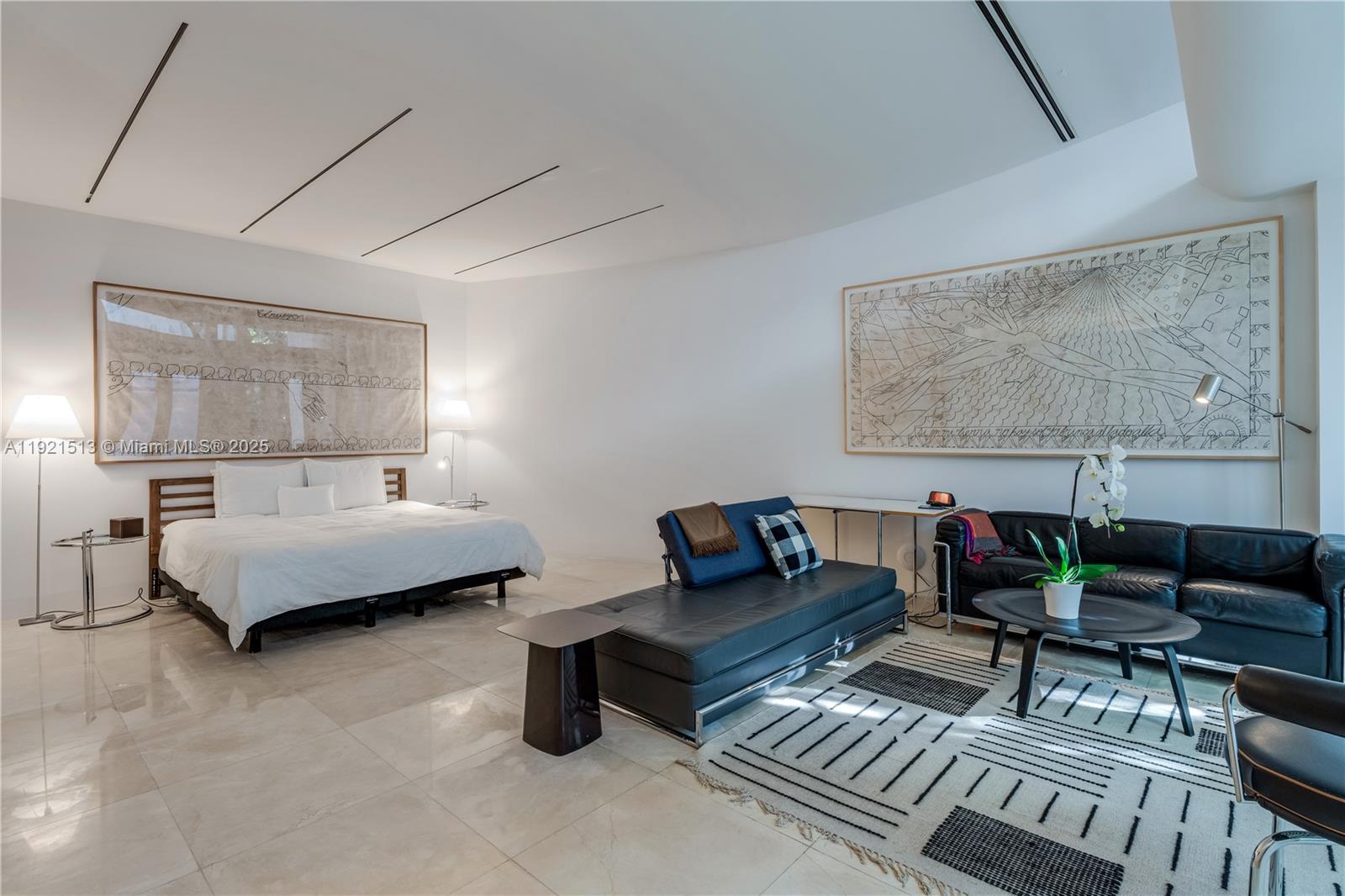 5 Harbor Pt Key Biscayne, FL 33149