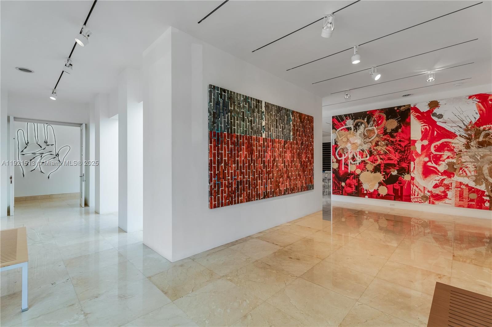 5 Harbor Pt Key Biscayne, FL 33149