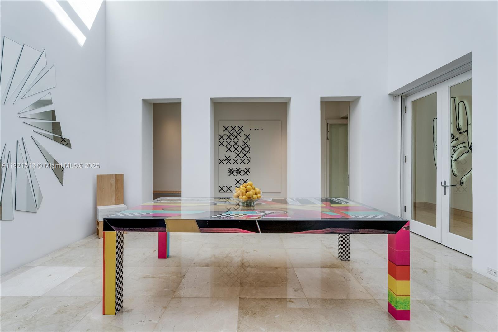 5 Harbor Pt Key Biscayne, FL 33149