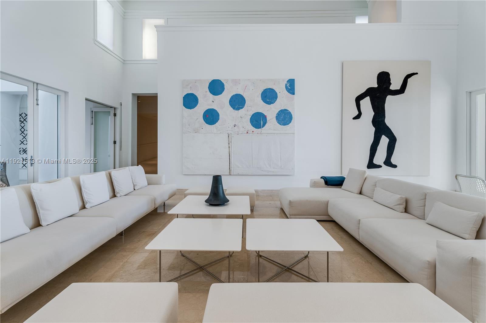 5 Harbor Pt Key Biscayne, FL 33149