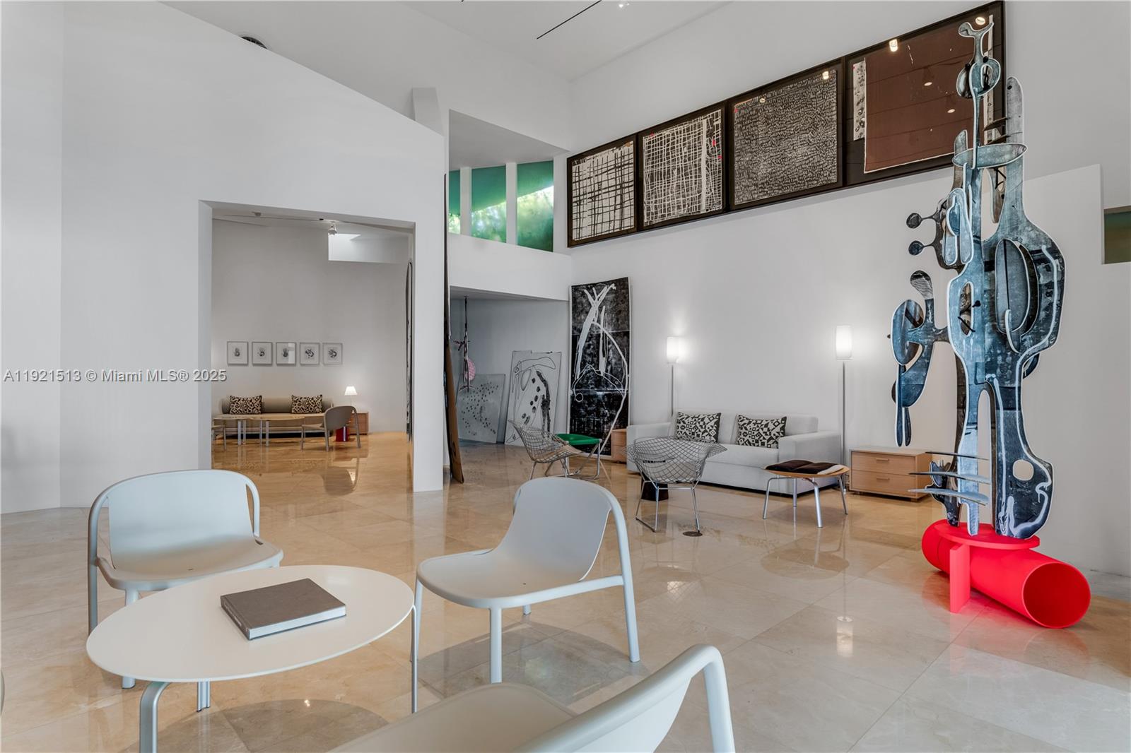 5 Harbor Pt Key Biscayne, FL 33149