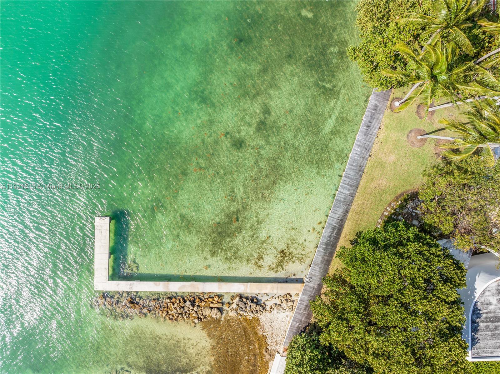 5 Harbor Pt Key Biscayne, FL 33149