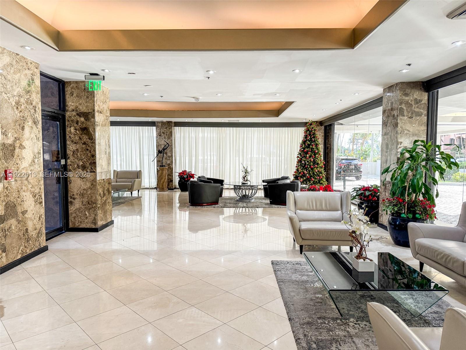 8877 Collins Ave #809 Surfside, FL 33154