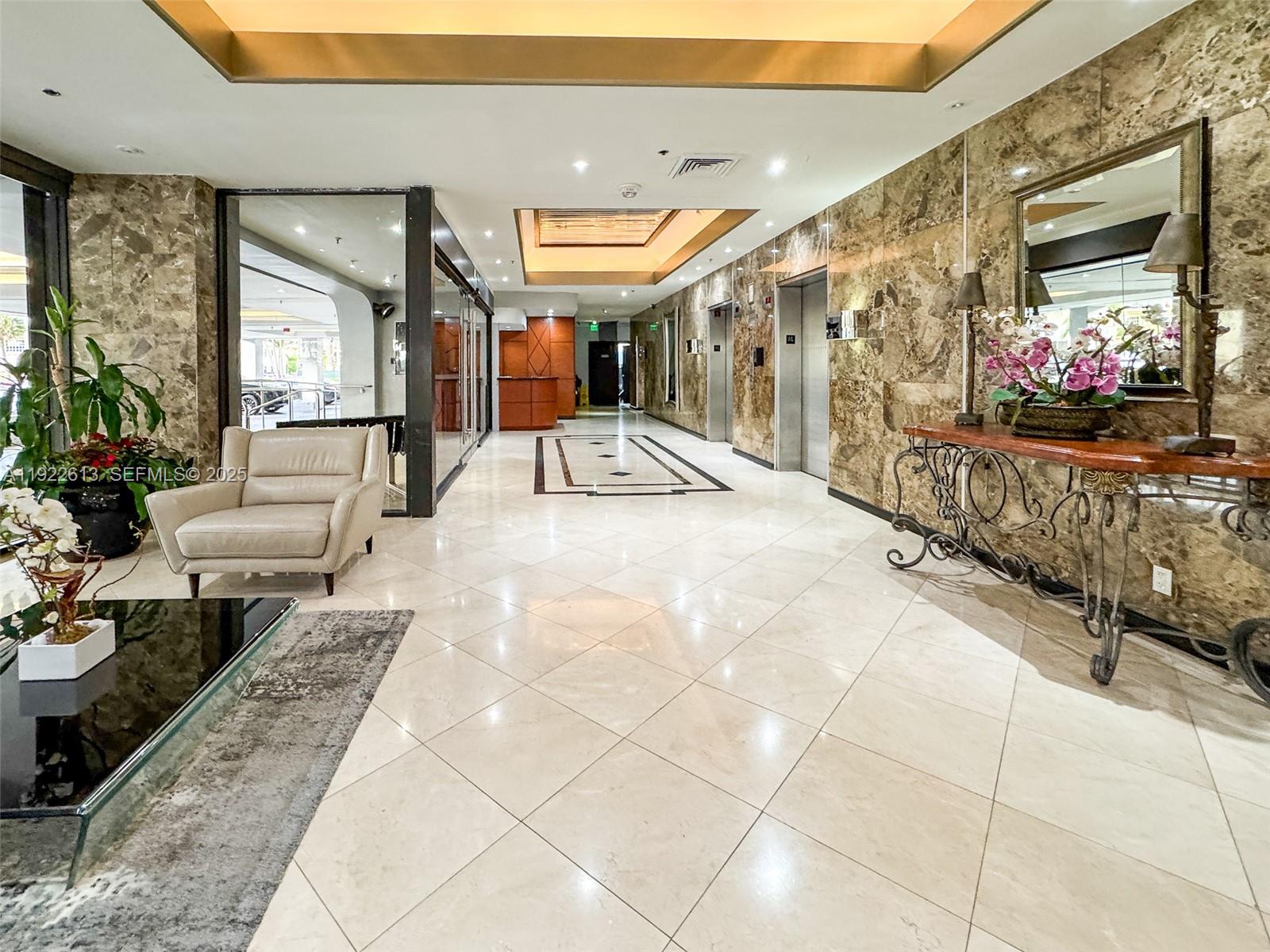 8877 Collins Ave #809 Surfside, FL 33154