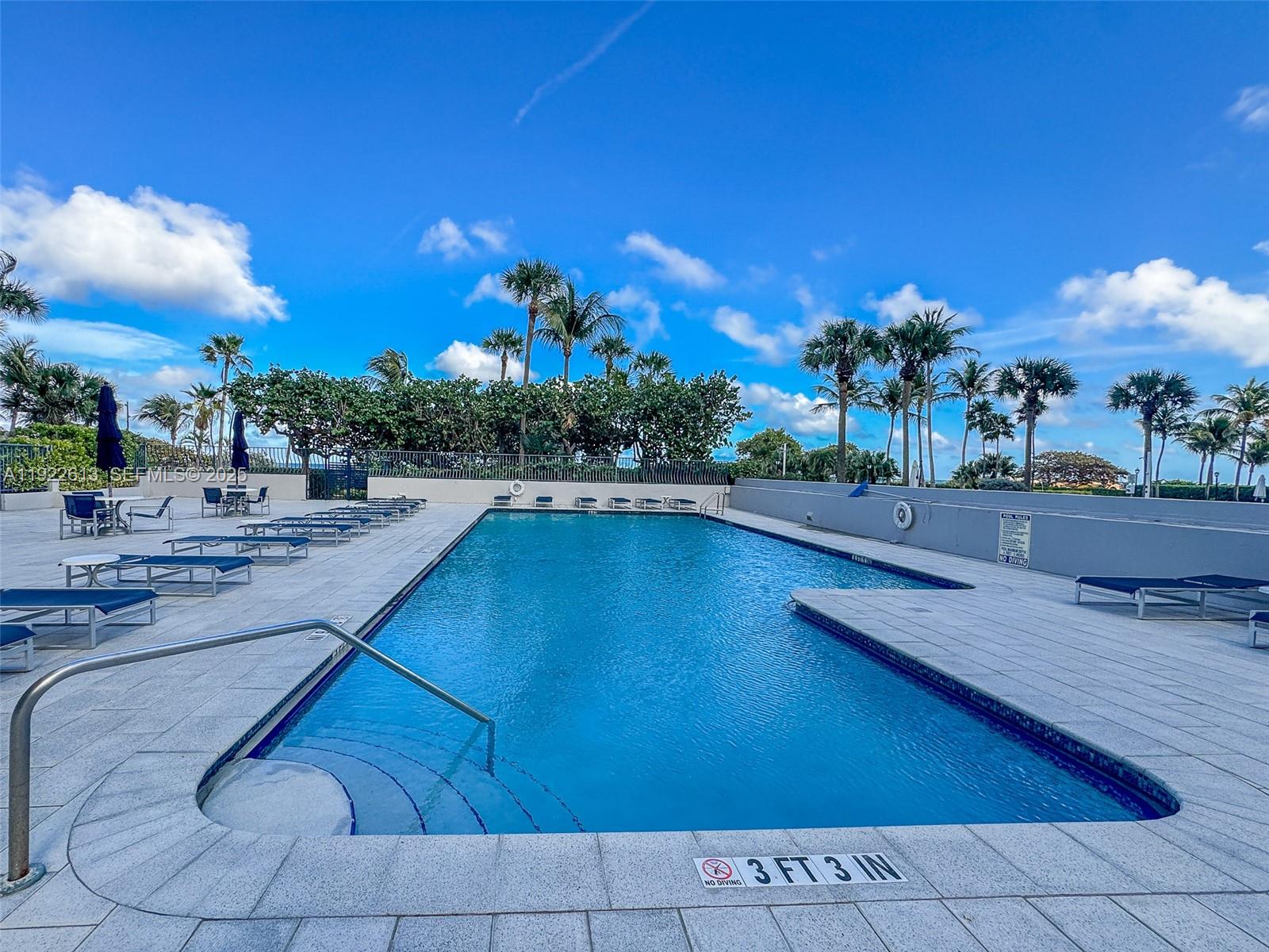 8877 Collins Ave #809 Surfside, FL 33154