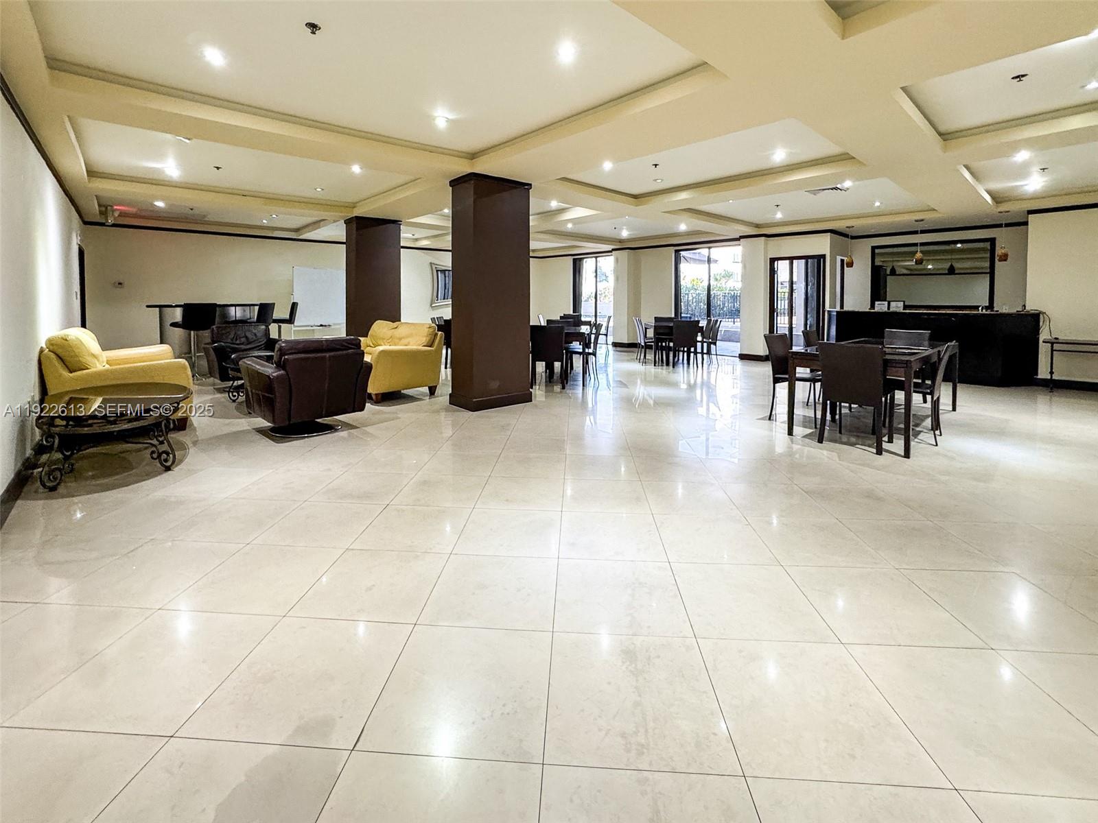 8877 Collins Ave #809 Surfside, FL 33154