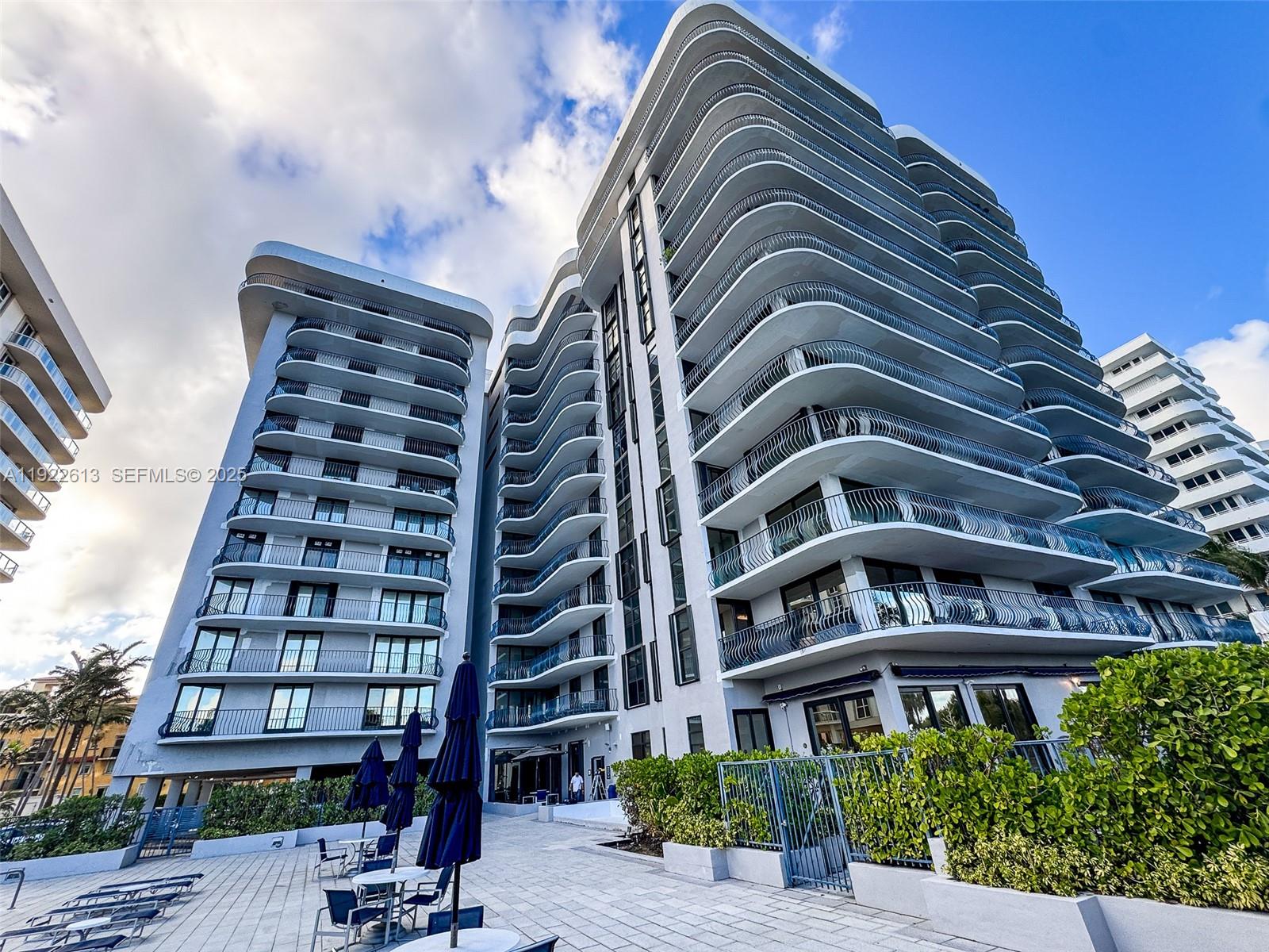 8877 Collins Ave #809 Surfside, FL 33154