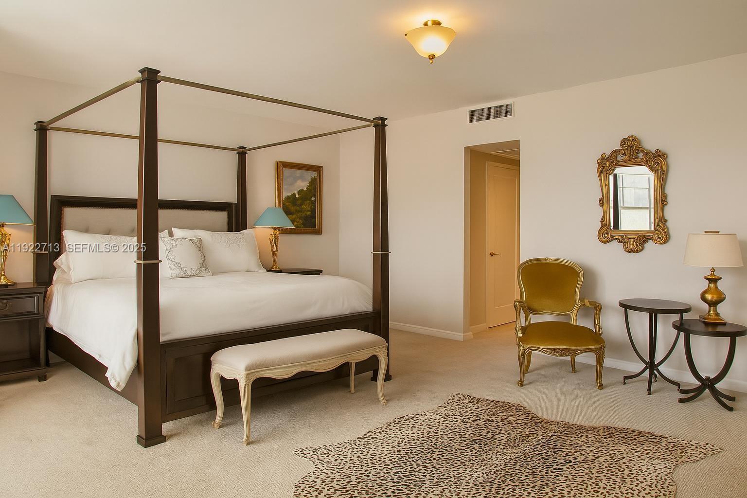 5255 Collins Ave #5D Miami Beach, FL 33140