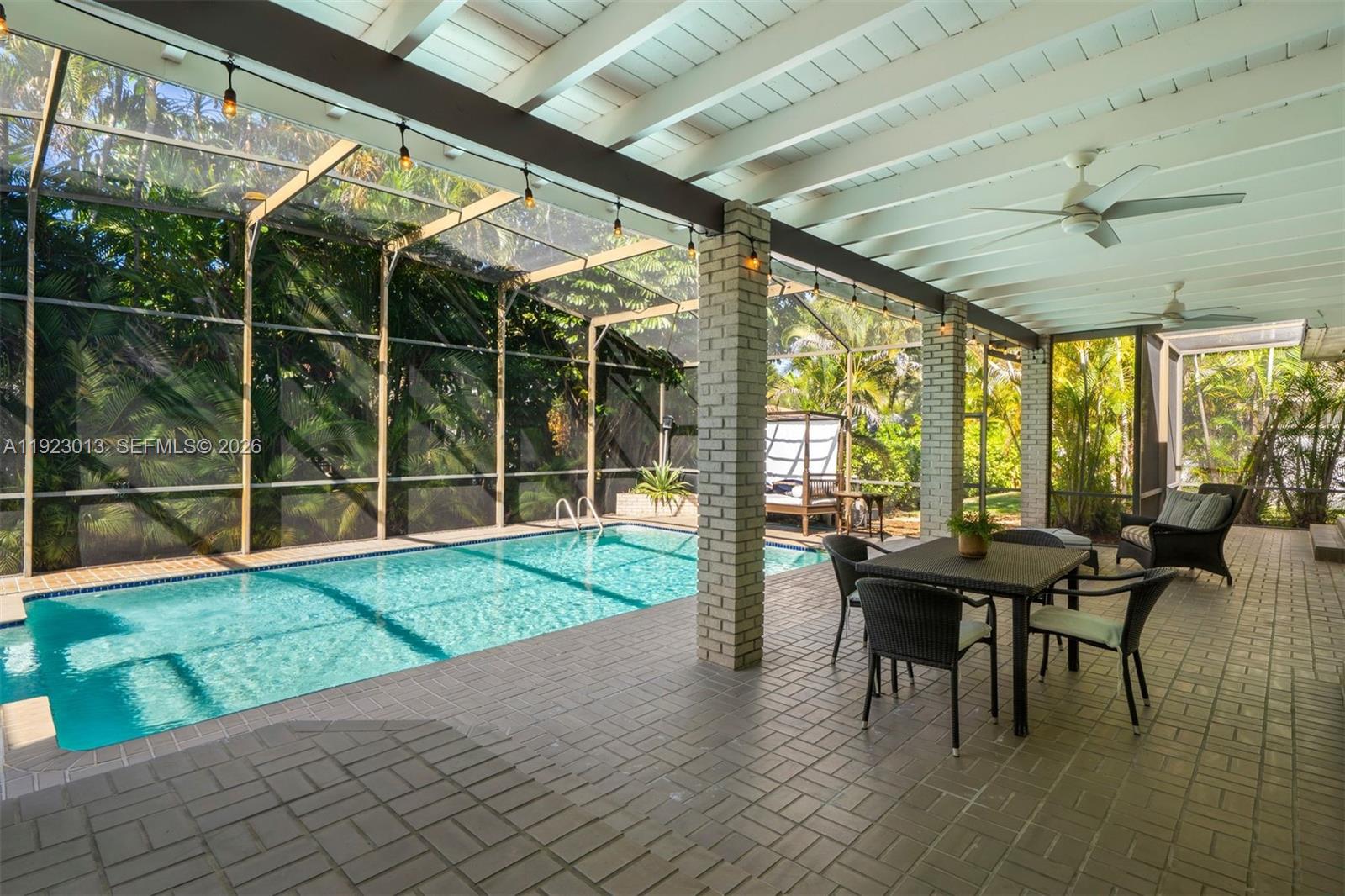 13502 SW 57th Ct Pinecrest, FL 33156