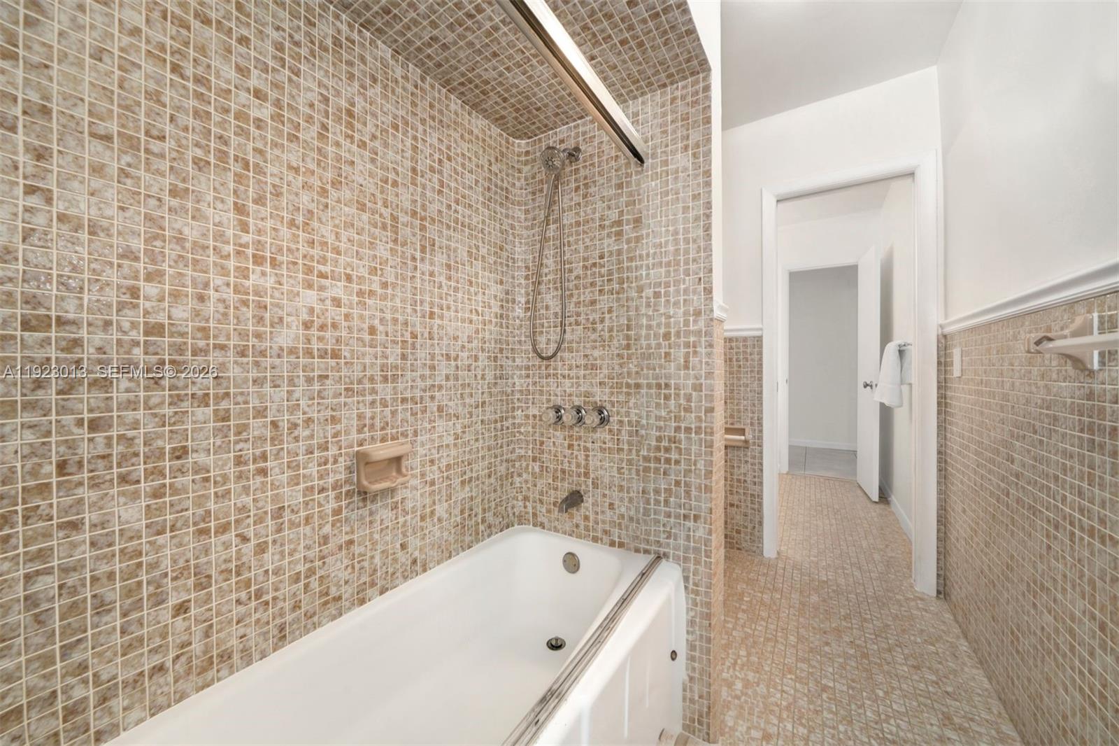 13502 SW 57th Ct Pinecrest, FL 33156