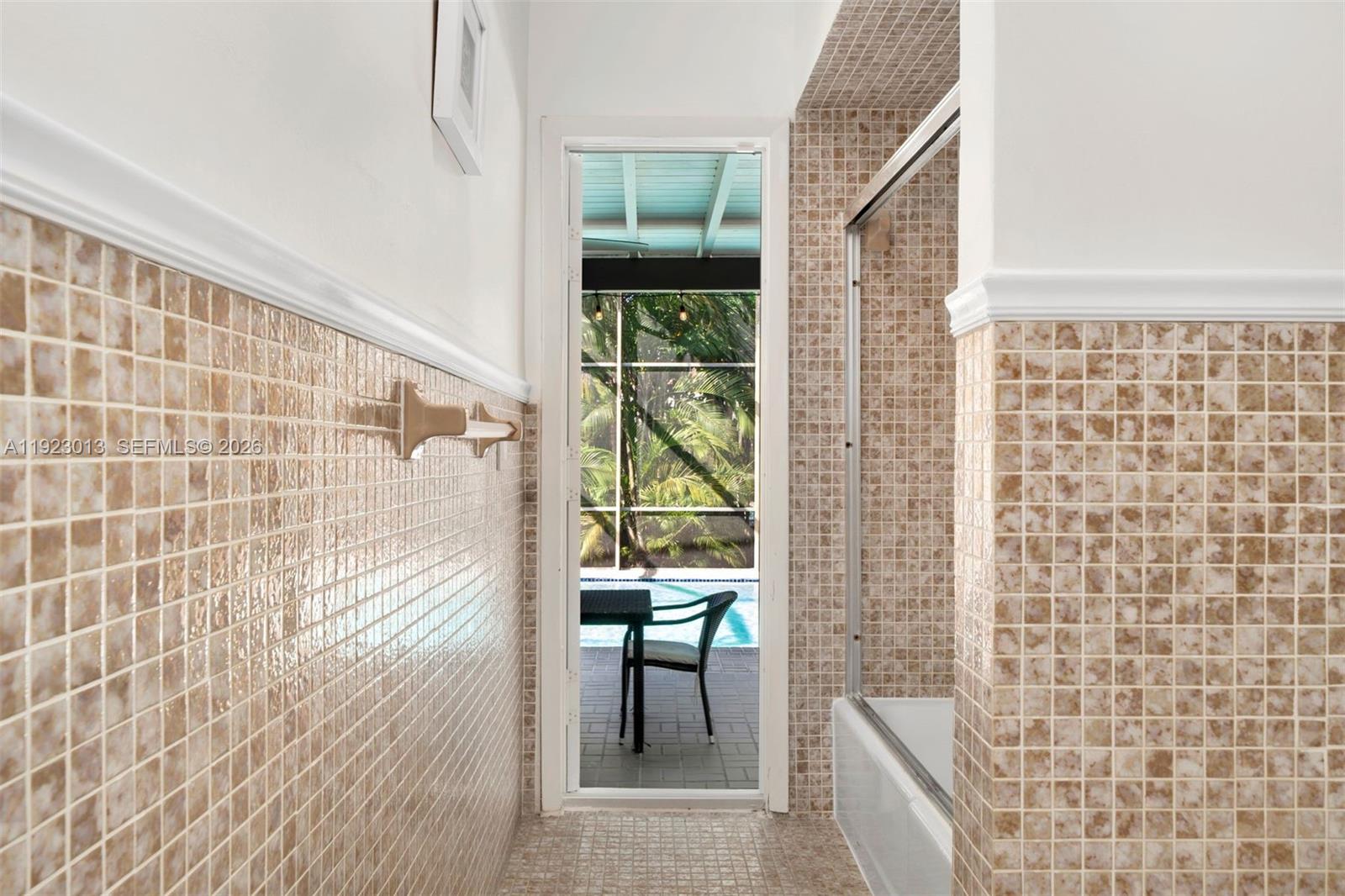 13502 SW 57th Ct Pinecrest, FL 33156