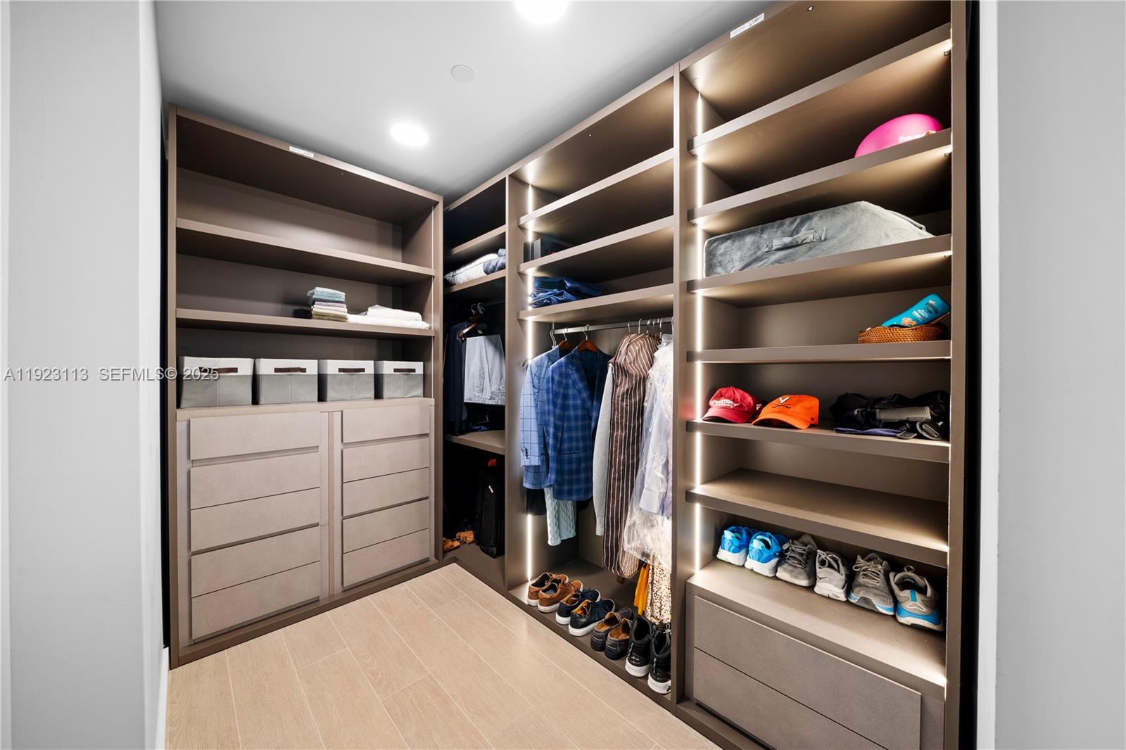 500 Alton Rd #1601 Miami Beach, FL 33139