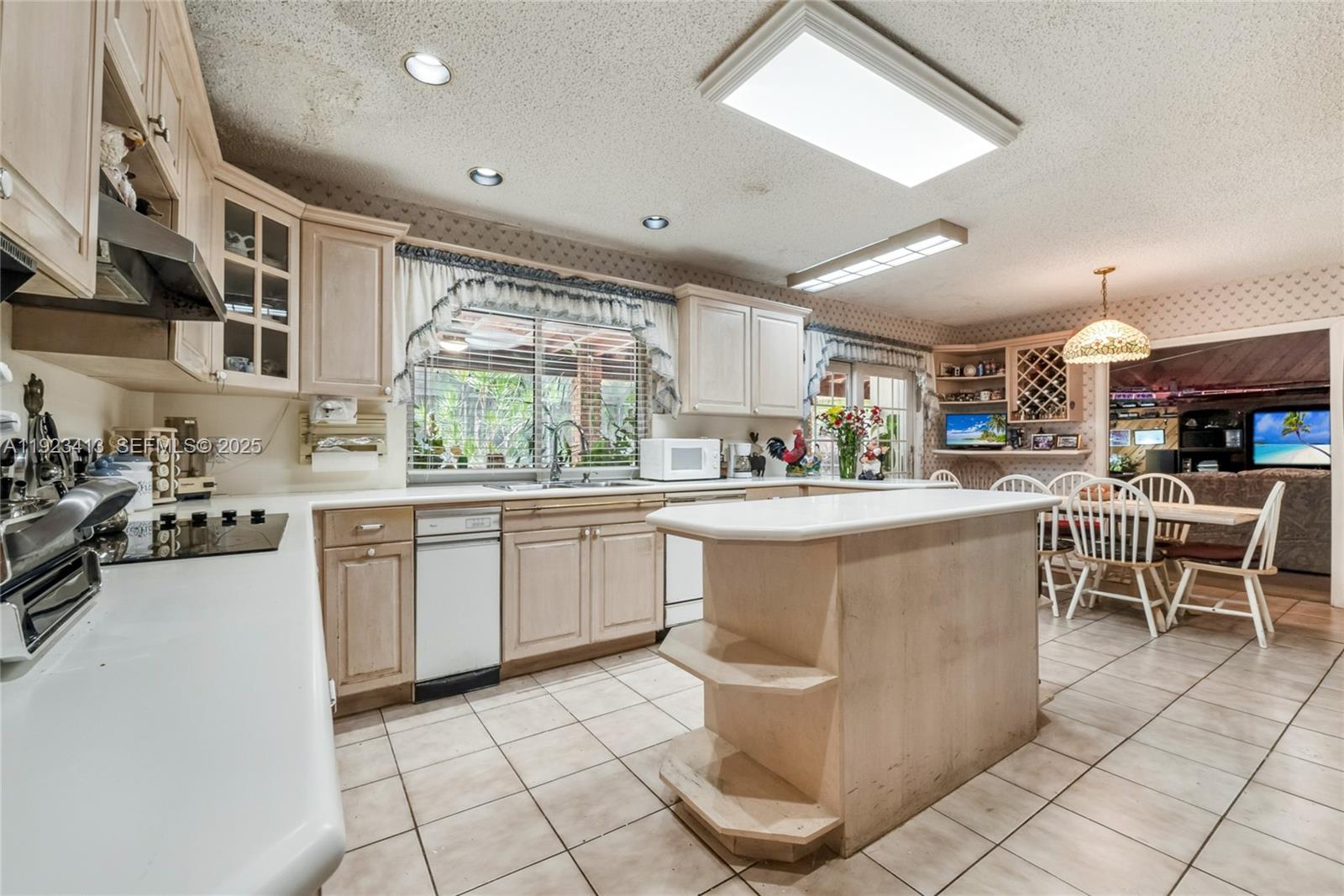 17123 SW 78th Pl Palmetto Bay, FL 33157