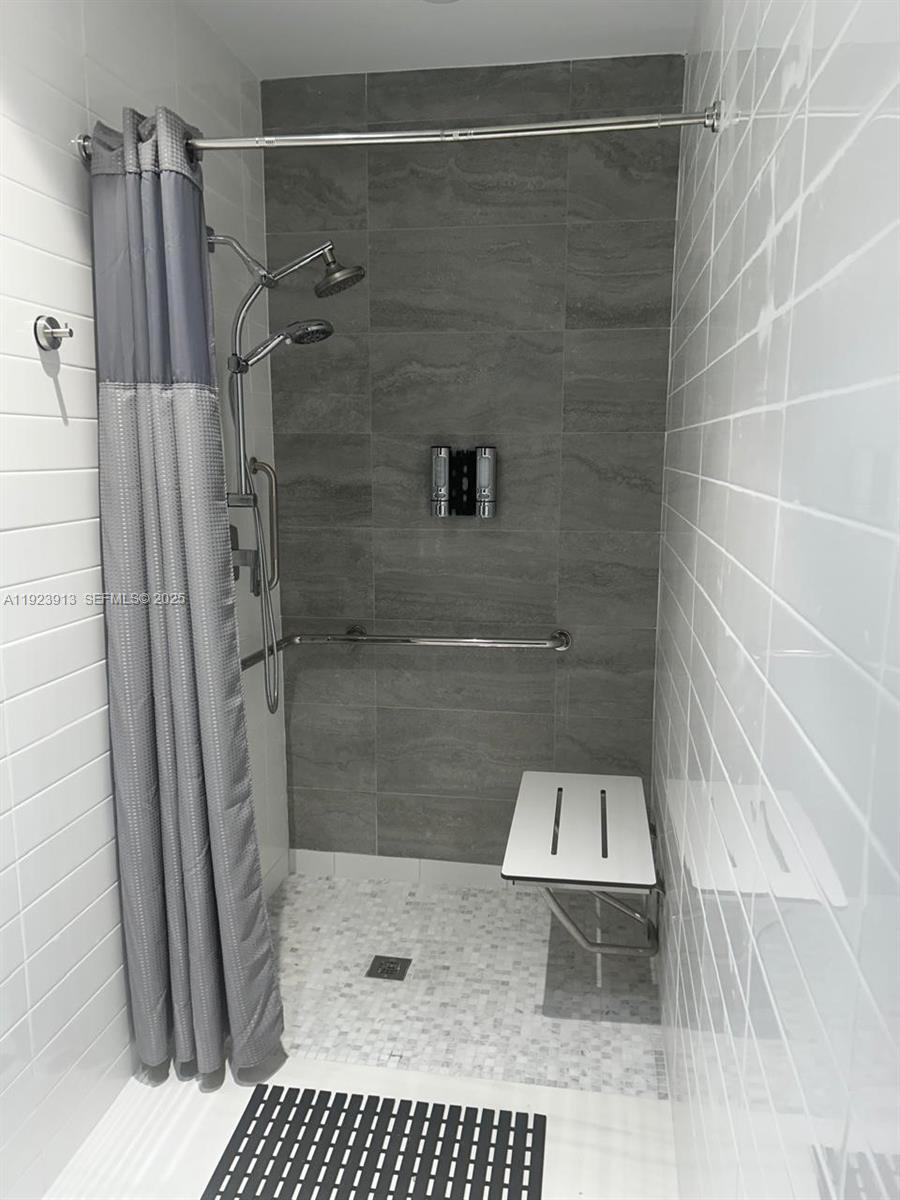 17550 Collins Ave #1204 Sunny Isles Beach, FL 33160