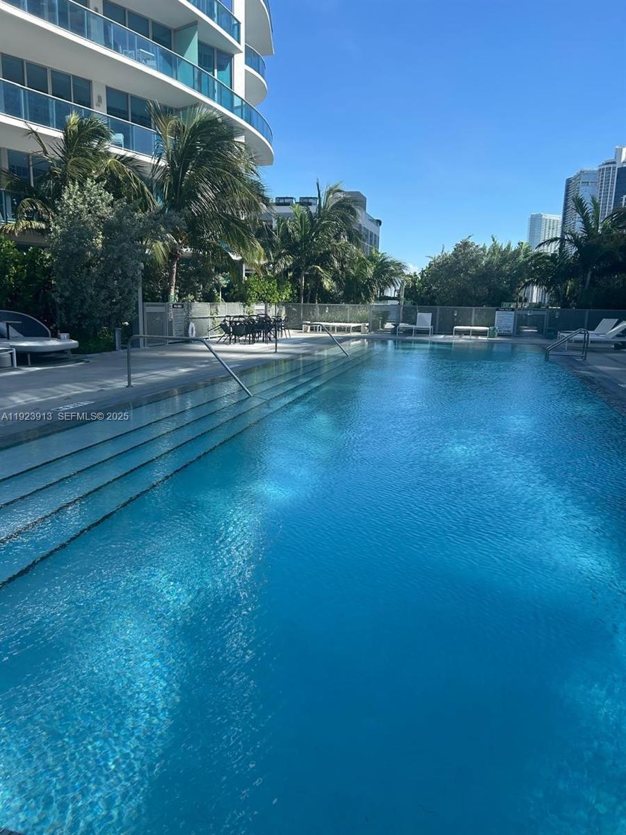 17550 Collins Ave #1204 Sunny Isles Beach, FL 33160