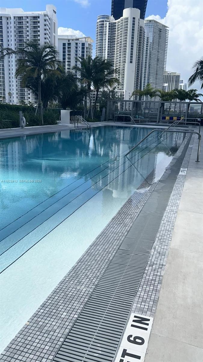 17550 Collins Ave #1204 Sunny Isles Beach, FL 33160