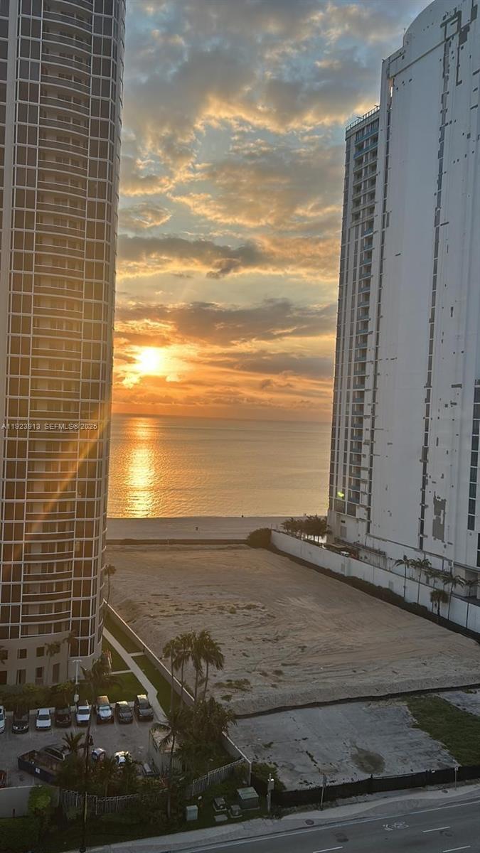 17550 Collins Ave #1204 Sunny Isles Beach, FL 33160