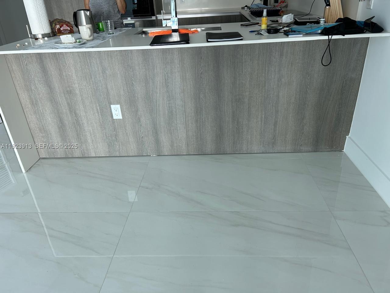 17550 Collins Ave #1204 Sunny Isles Beach, FL 33160