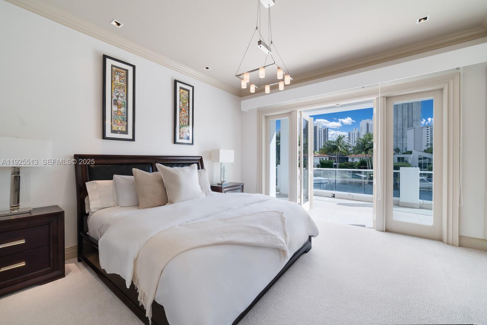 142 S Island Is Golden Beach, FL 33160