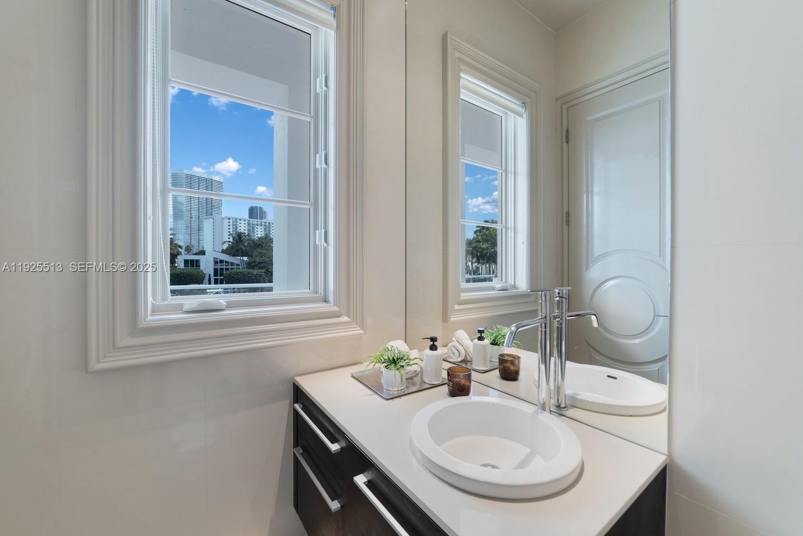 142 S Island Is Golden Beach, FL 33160