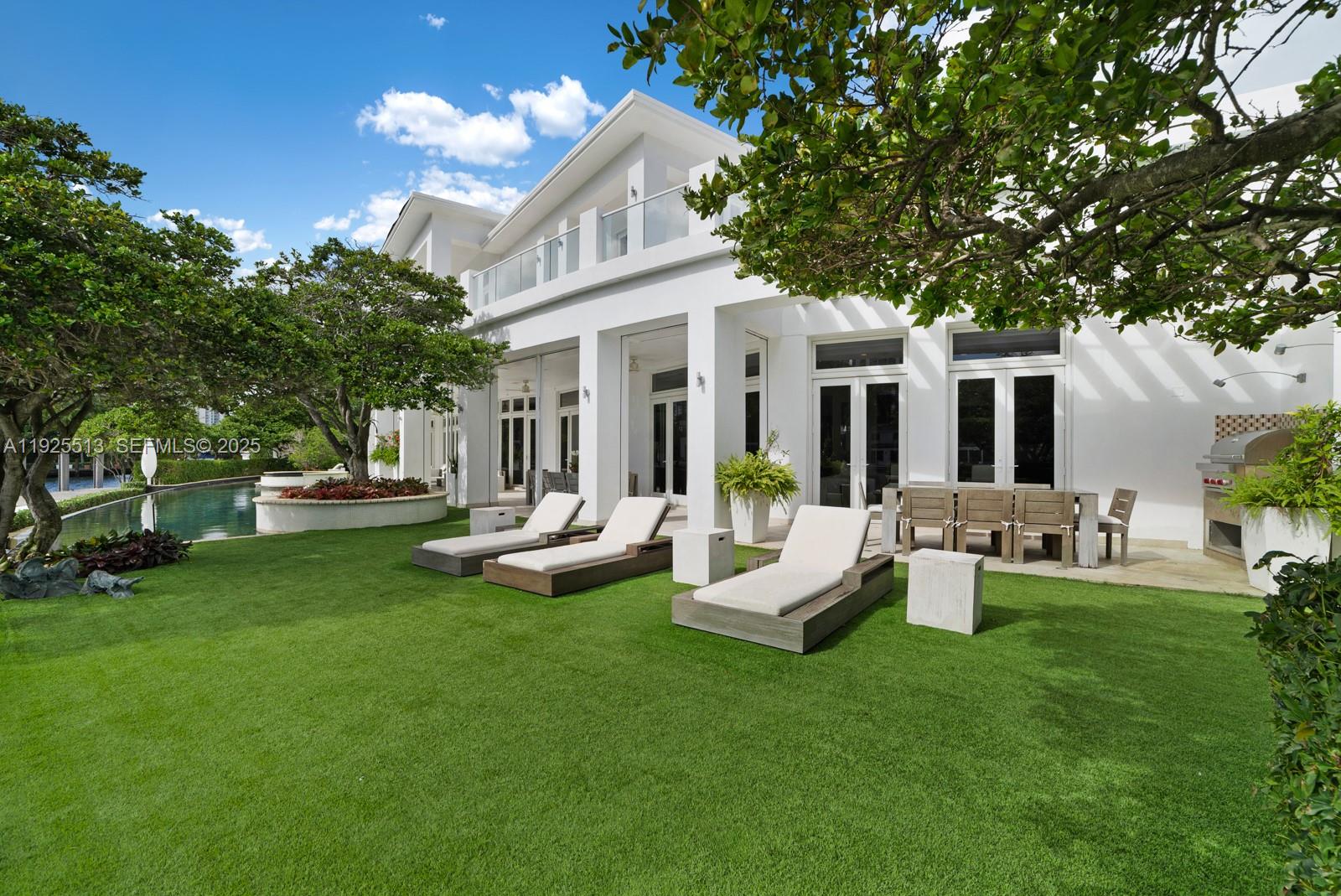 142 S Island Is Golden Beach, FL 33160