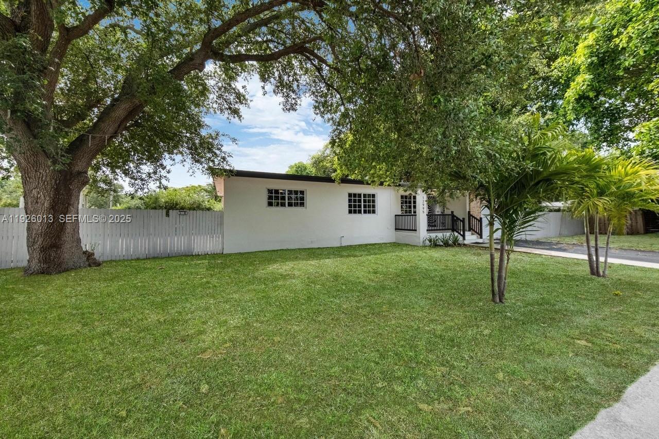 12995 NE 5th Ave North Miami, FL 33161