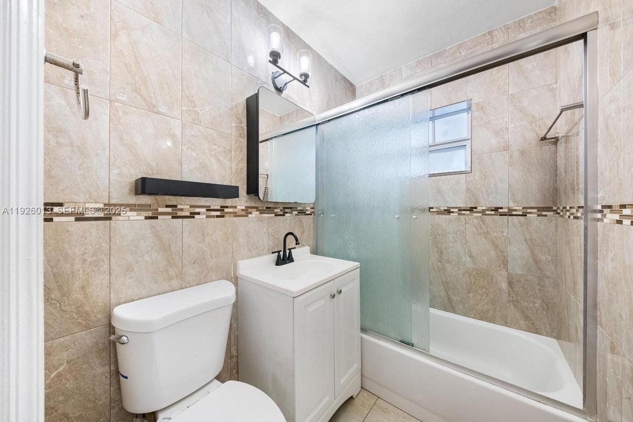 12995 NE 5th Ave North Miami, FL 33161