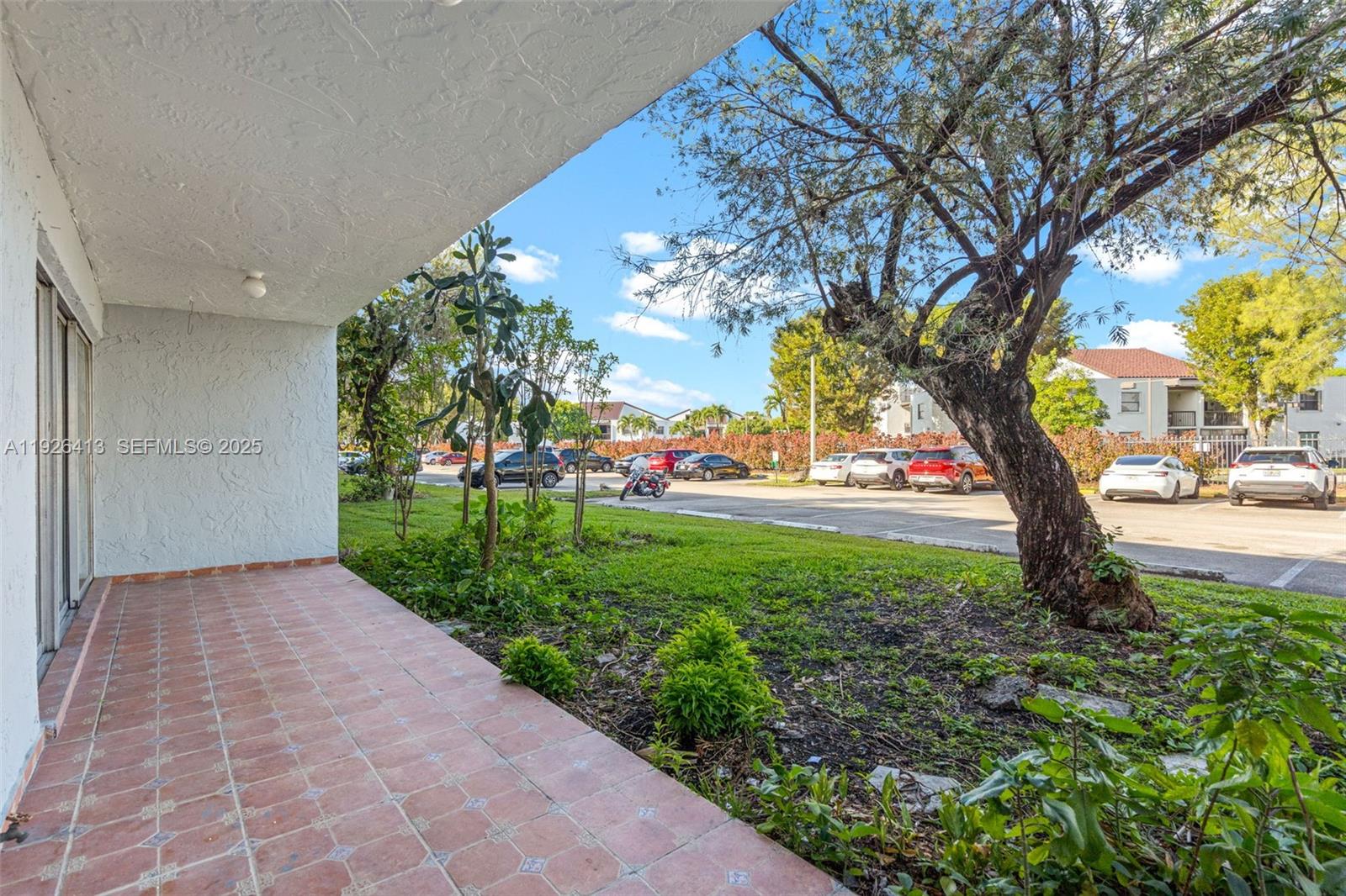 9371 Fontainebleau Blvd #I112 Miami, FL 33172