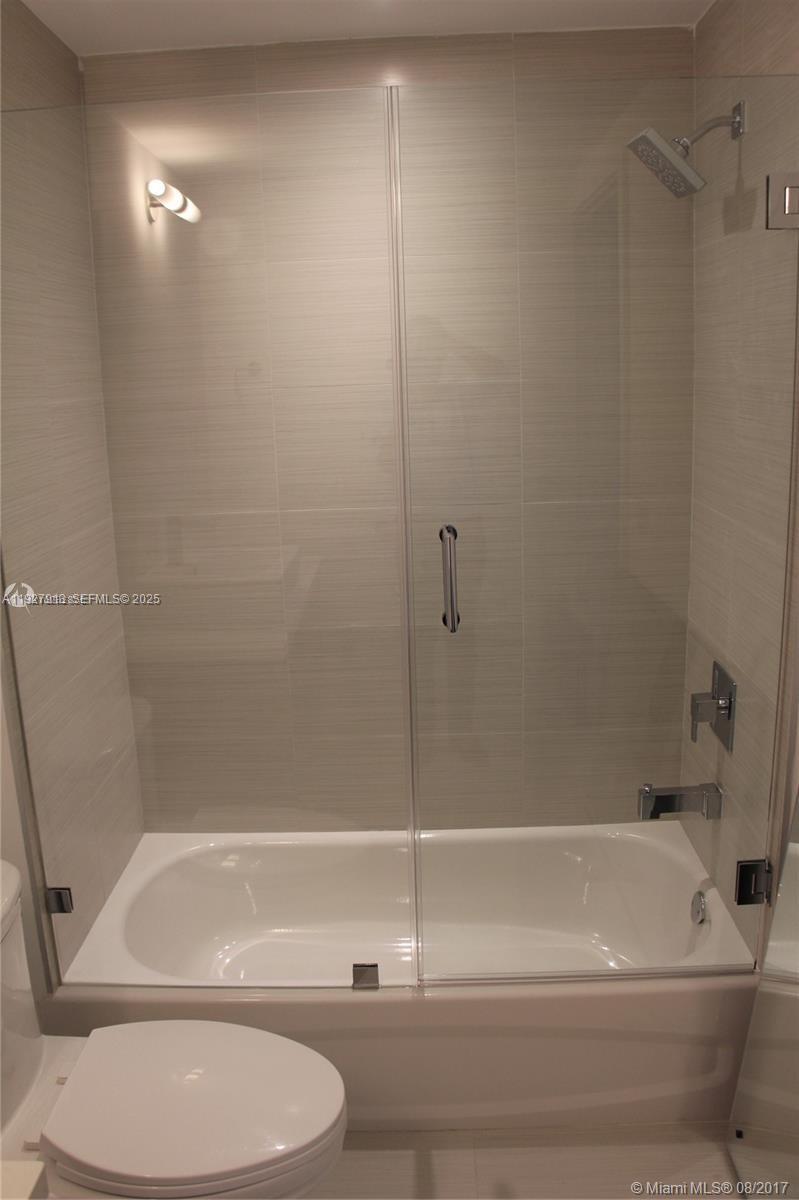 image Brickell Ten10