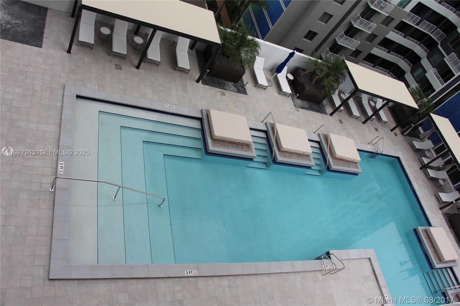image Brickell Ten15
