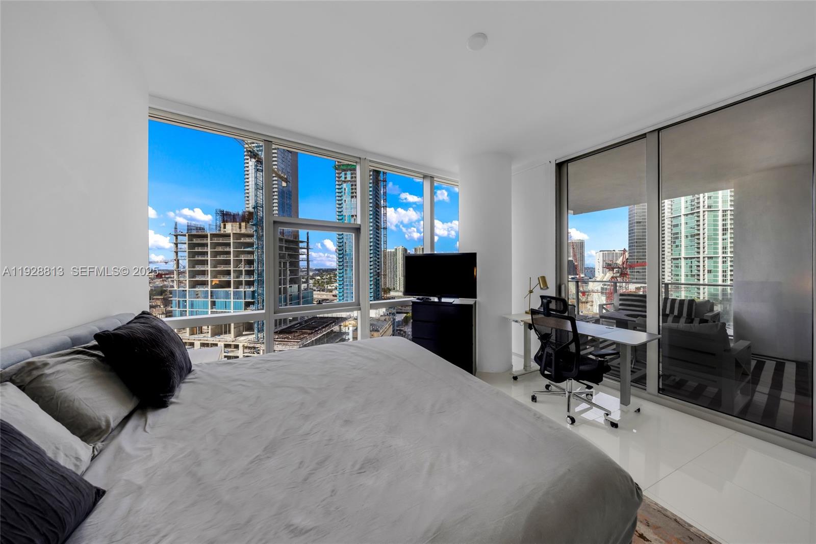 image Paramount Miami Worldcenter18