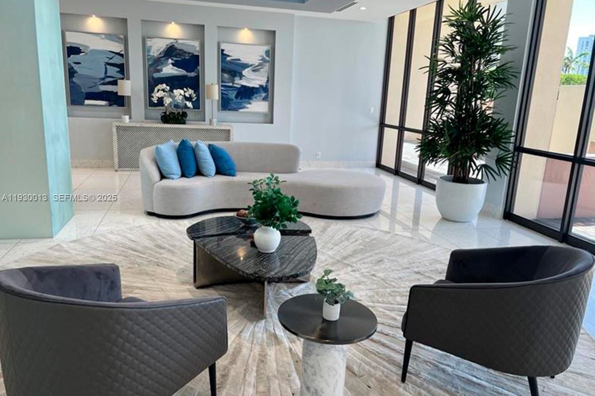 20301 W Country Clb Dr #1630 Aventura, FL 33180