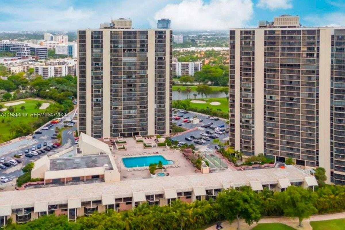 20301 W Country Clb Dr #1630 Aventura, FL 33180