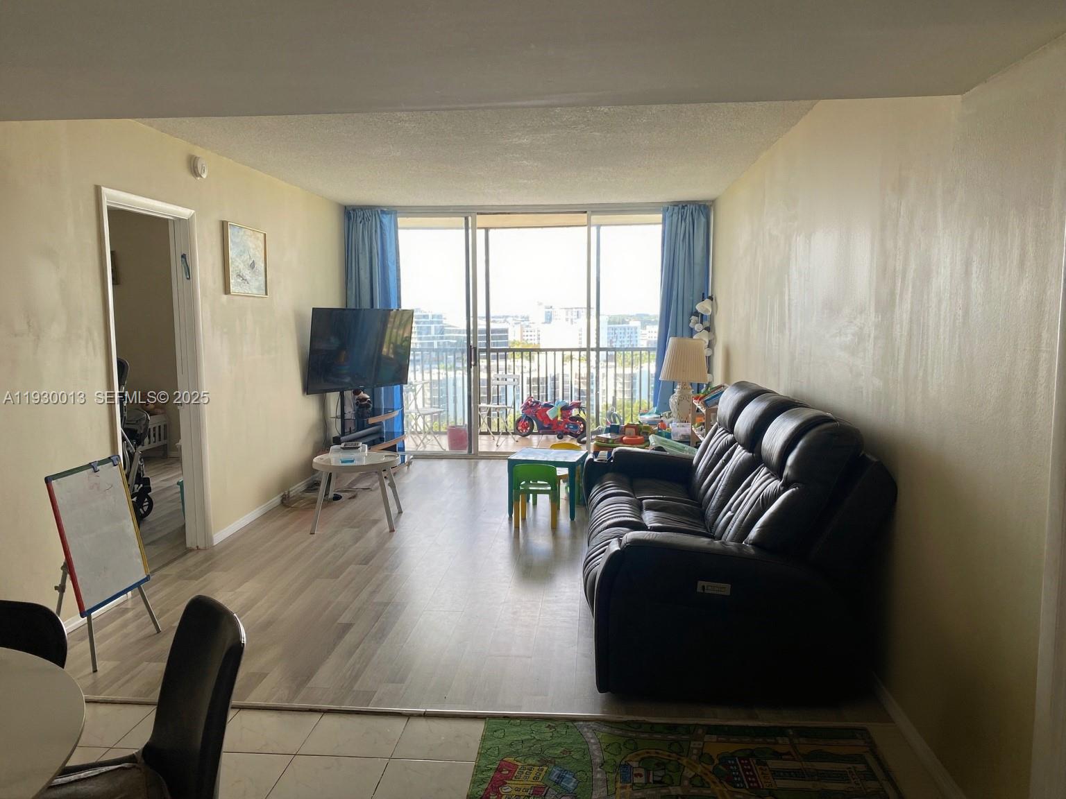 20301 W Country Clb Dr #1630 Aventura, FL 33180