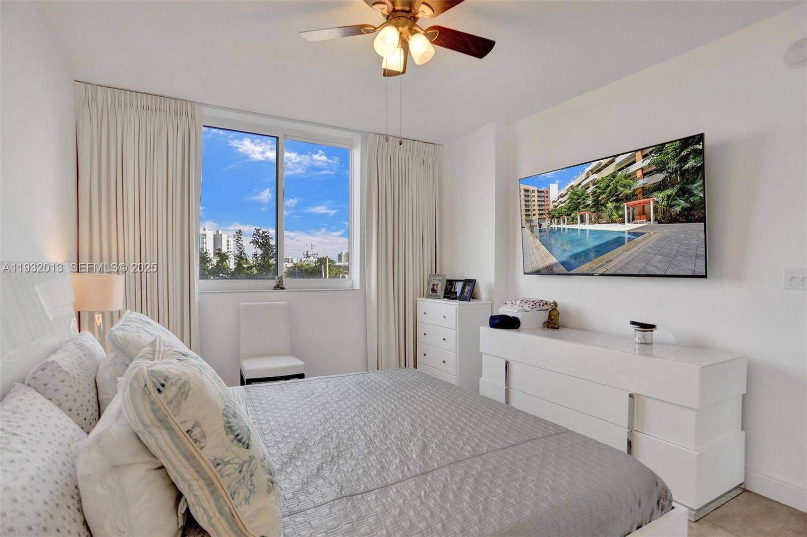 image The Venture at Aventura4