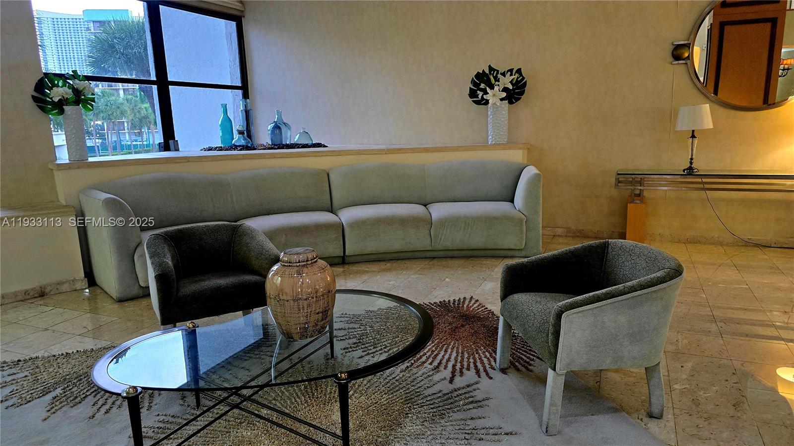 600 Parkview Dr #525 Hallandale Beach, FL 33009