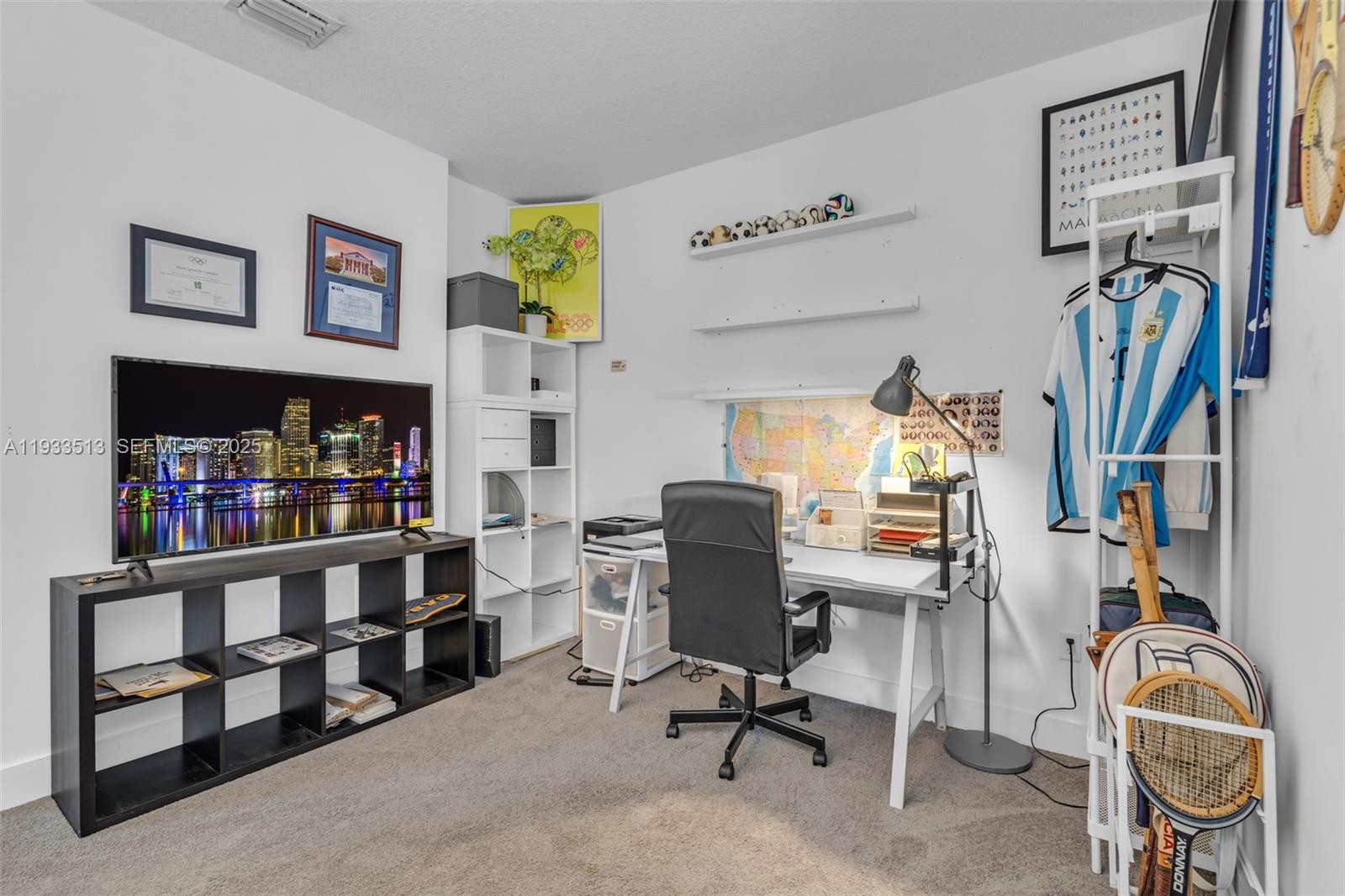 3332 W 95th Ter Hialeah, FL 33018