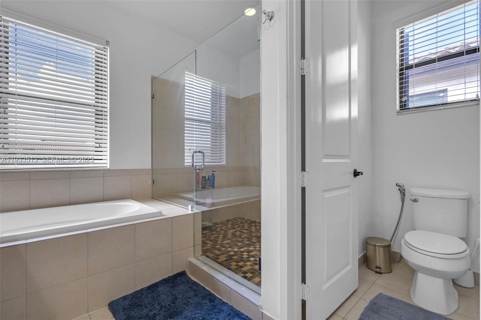 3332 W 95th Ter Hialeah, FL 33018