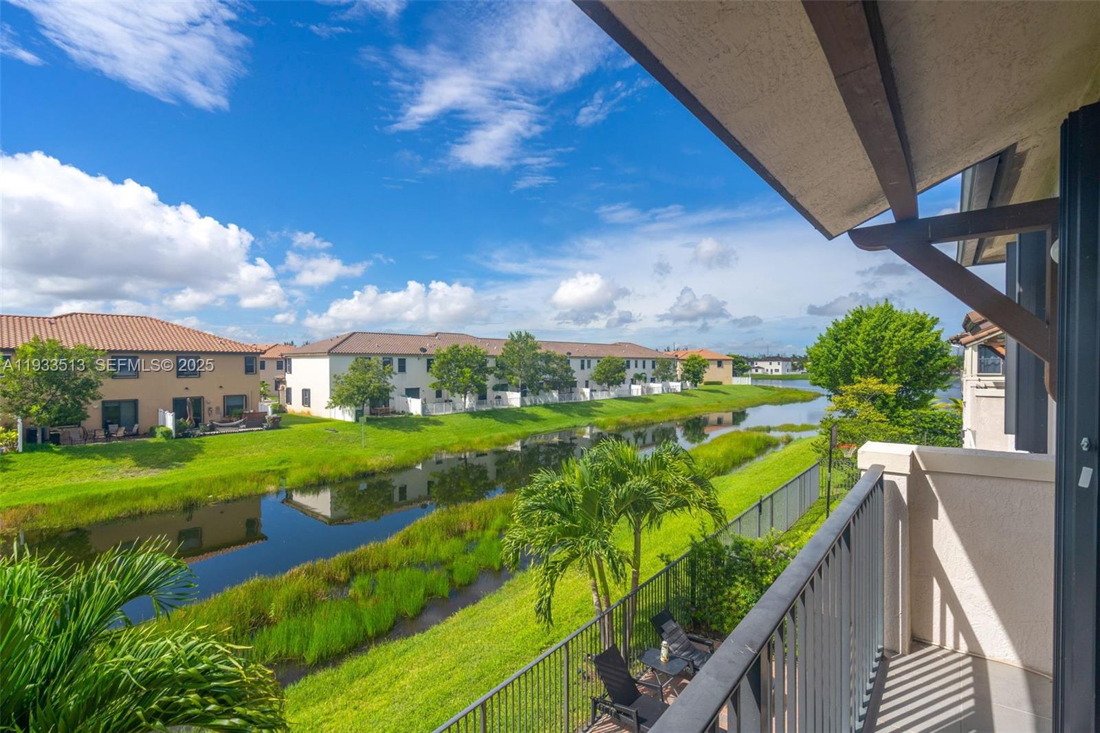 3332 W 95th Ter Hialeah, FL 33018