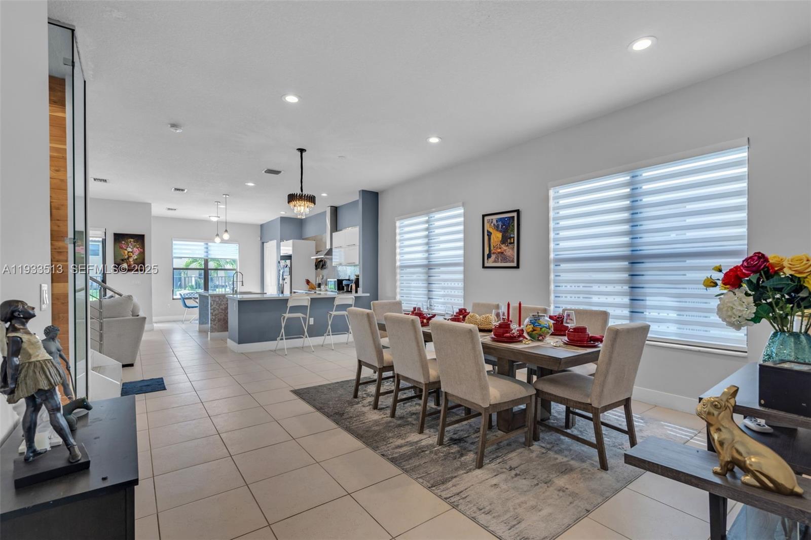 3332 W 95th Ter Hialeah, FL 33018