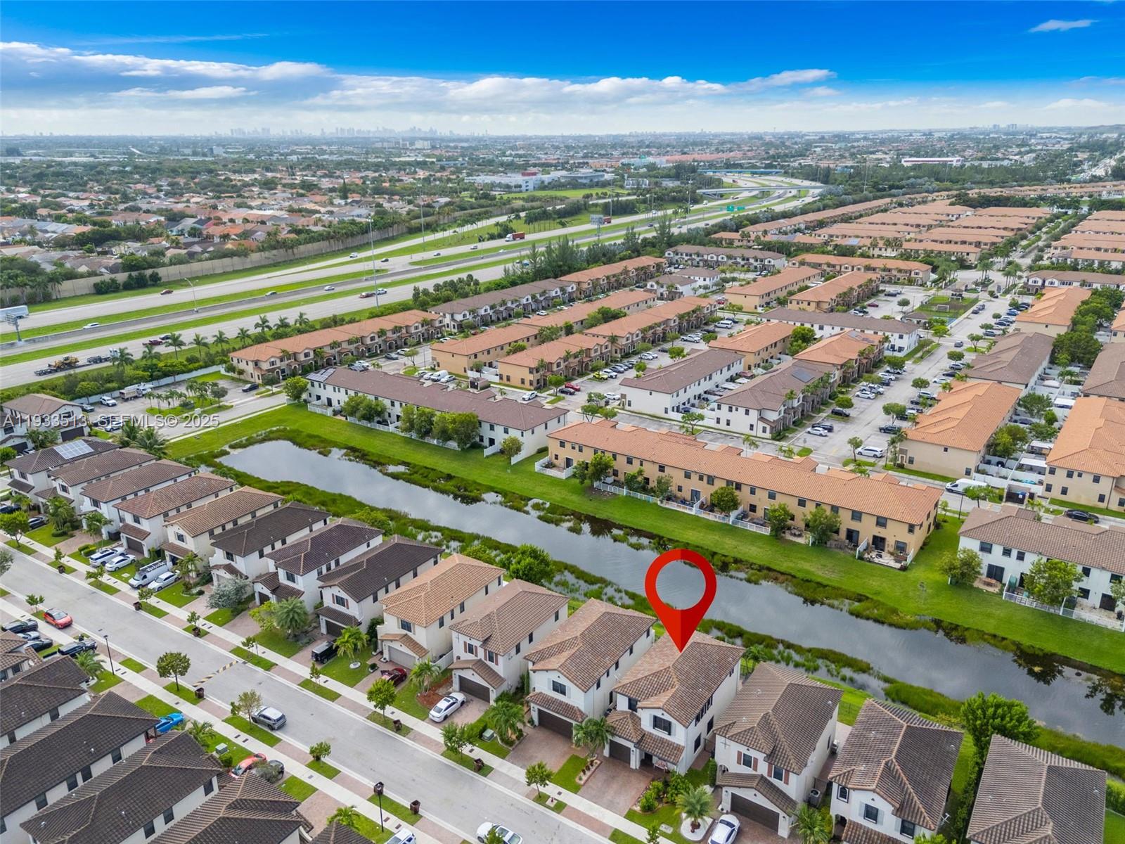 3332 W 95th Ter Hialeah, FL 33018