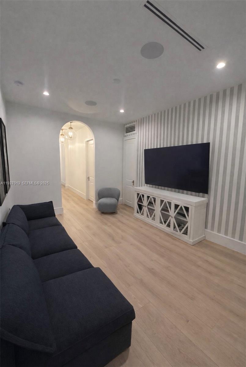 14200 Old Cutler Rd Palmetto Bay, FL 33158