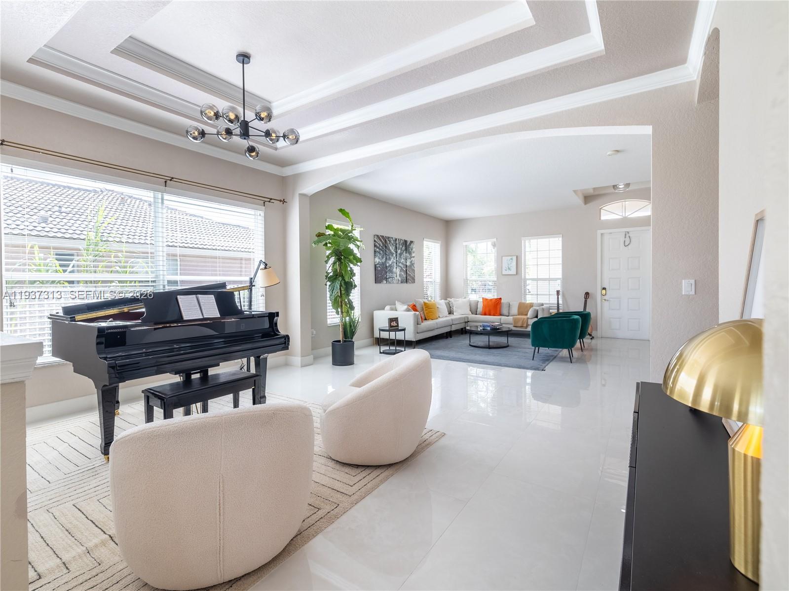 903 NW 167th Ave Pembroke Pines, FL 33028