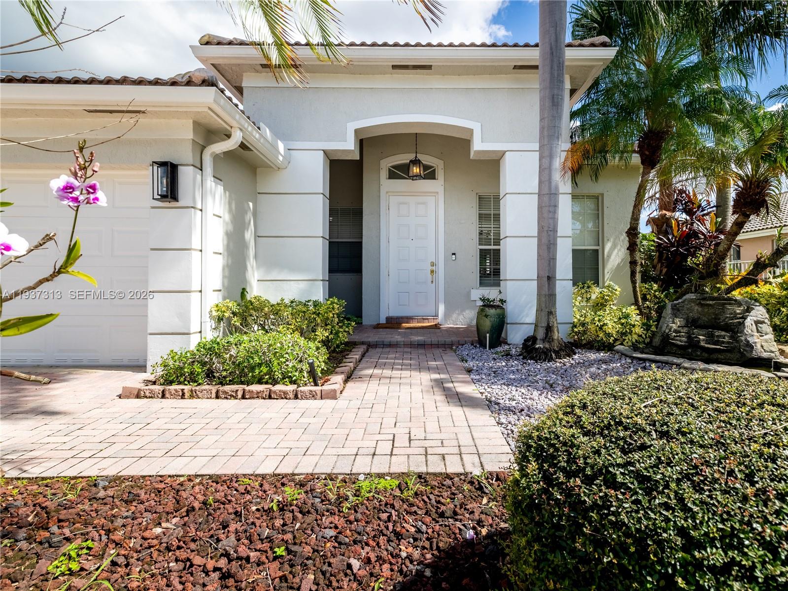 903 NW 167th Ave Pembroke Pines, FL 33028