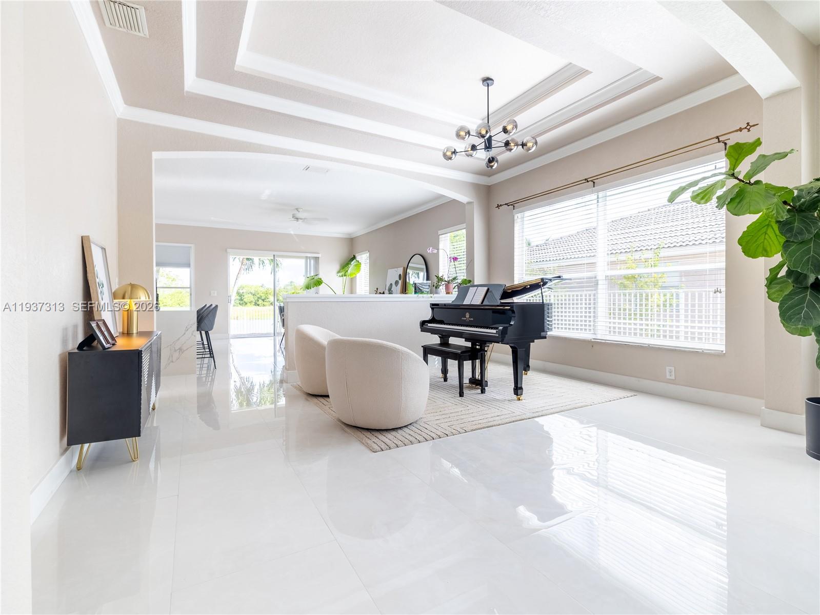 903 NW 167th Ave Pembroke Pines, FL 33028